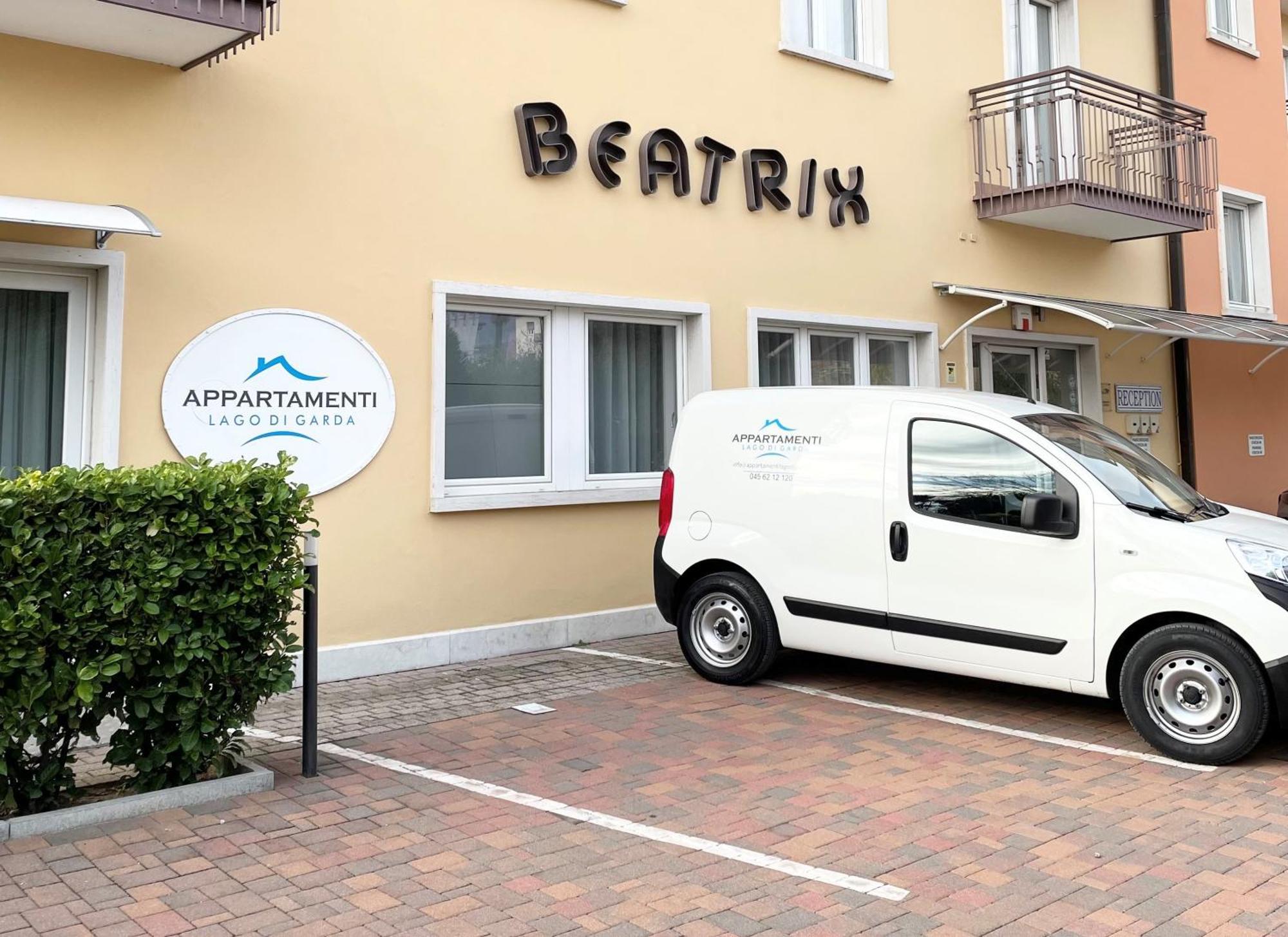 Residence Beatrix Bardolino Exterior photo