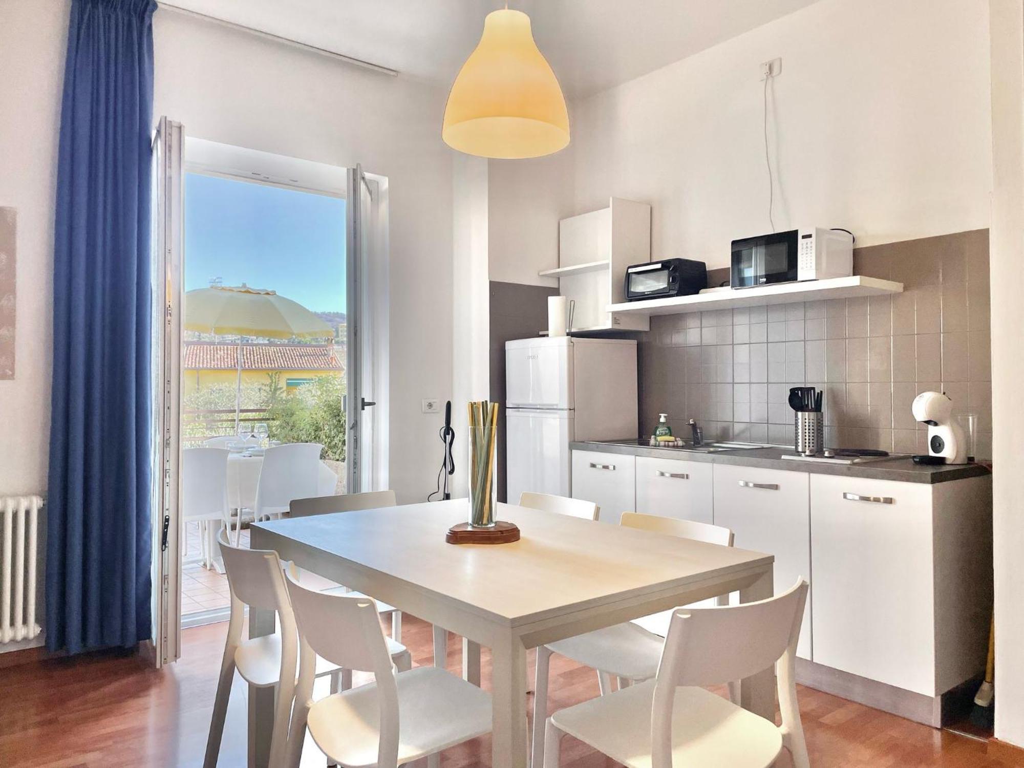 Residence Beatrix Bardolino Exterior photo